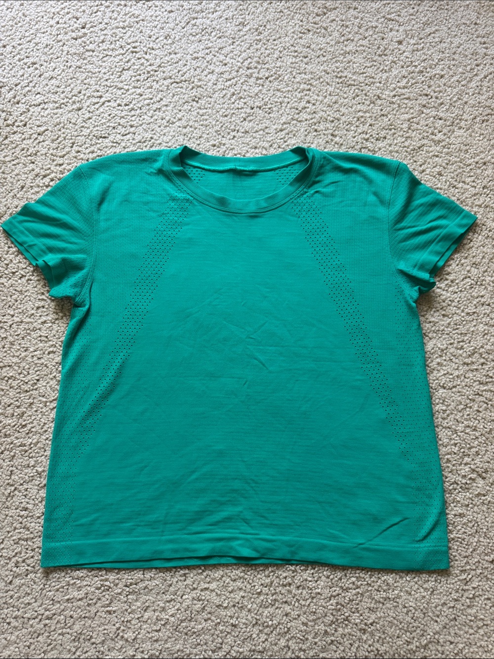 Lululemon Train to Be Shirt Kelly Green